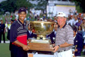 Tiger Woods y Mark O'Meara, cuando conquistaron la Copa del Mundo. q