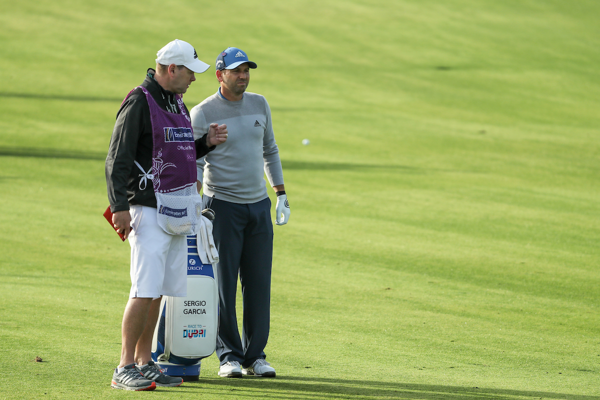 Sergio García y Glen Murray en el Omega Dubai Desert Classic 2018. © Golffile | Fran Caffrey