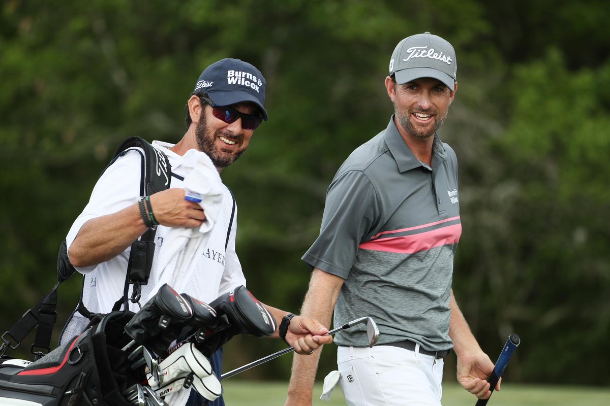 Webb Simpson y Paul Tesori, durante la tercera ronda del THE PLAYERS. © PGA Tour