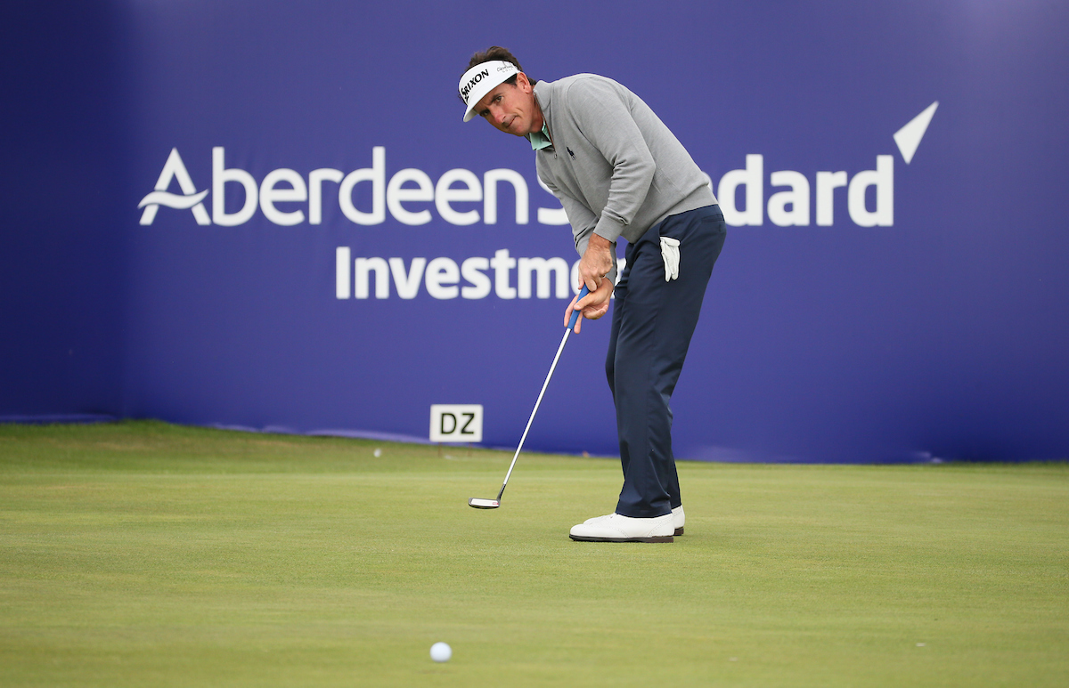 Gonzalo Fernández Castaño en el green del hoyo 18 durante la segunda jornada del Open de Escocia. © Golffile | David Lloyd