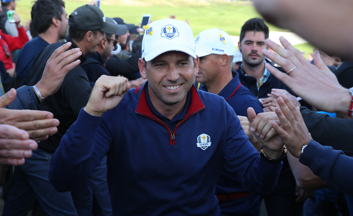 Sergio García saludando al público duran la Ryder Cup 2018. © Golffile | David Lloyd