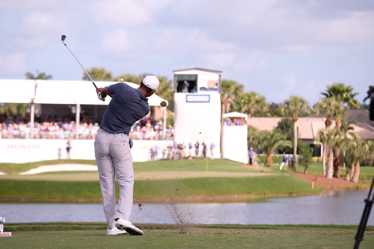 Tiger Woods en el PGA National, Palm Beach Gardens, durante el Honda Classic 2018. © Golffile | Fran Caffrey