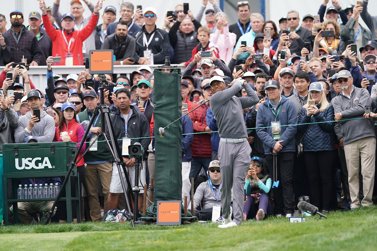 Tiger Woods durante la tercera jornada del US Open. © Golffile | Fran Caffrey