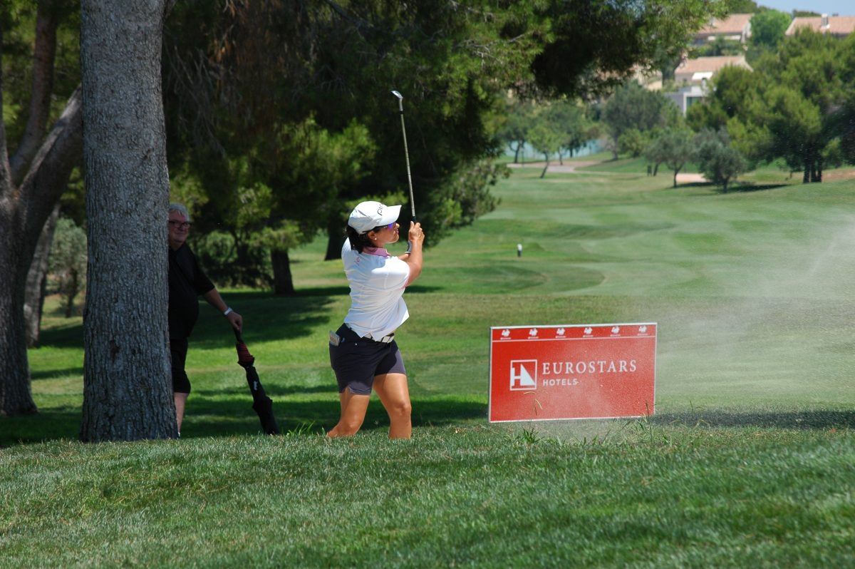 Carmen Alonso en la segunda jornada en el Club de Golf Escorpión. 