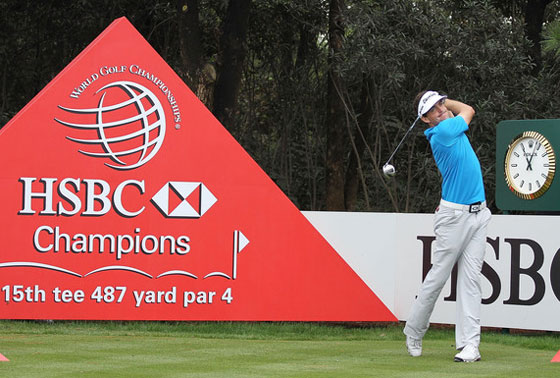 Keegan Bradley, hoy durante su primera vuelta en el WGC HSBC Champions.