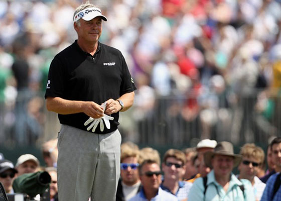 Darren Clarke, hoy durante su segunda vuelta en el British Open en Royal St George's.
