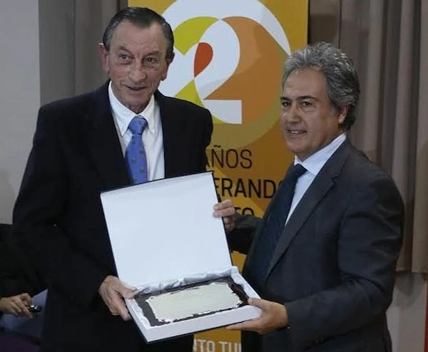 delarivapremiobuenasi_opt