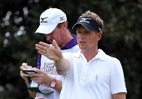 Luke Donald está pateando a la perfección y comparte el liderato del The Tour Championship. Luke Donald