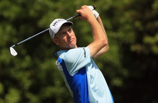 Jim Furyk está haciendo una excelente defensa de su título en Harbour Town. Jim Furyk