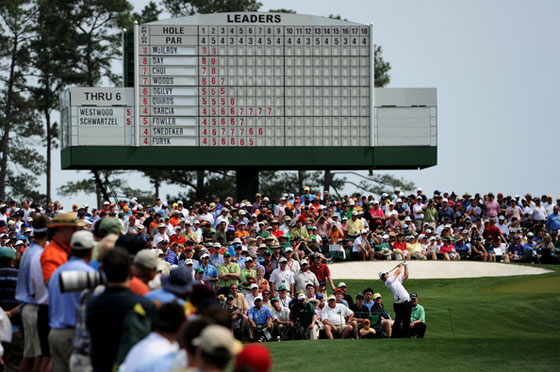 Rory McIlroy, en los primeros compases de su tercera vuelta en Augusta.