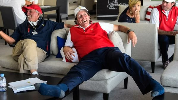 mickelsonpresdentsrelax