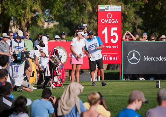 Thompson se aferra al liderato