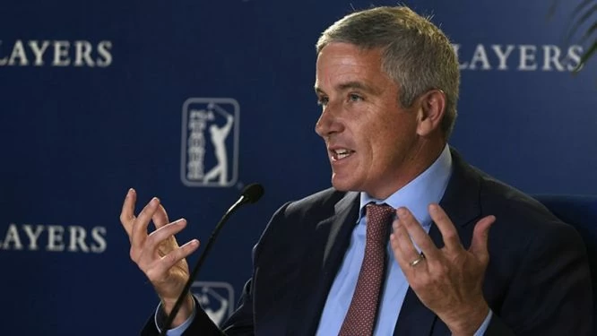 El comisionado del PGA Tour atiende a los medios en una rueda de prensa reciente. © PGA Tour