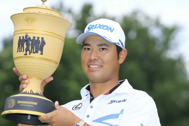 Hideki Matsuyama con el trofeo de ganador del WGC Bridgestone. © Golffile | Eoin Clarke