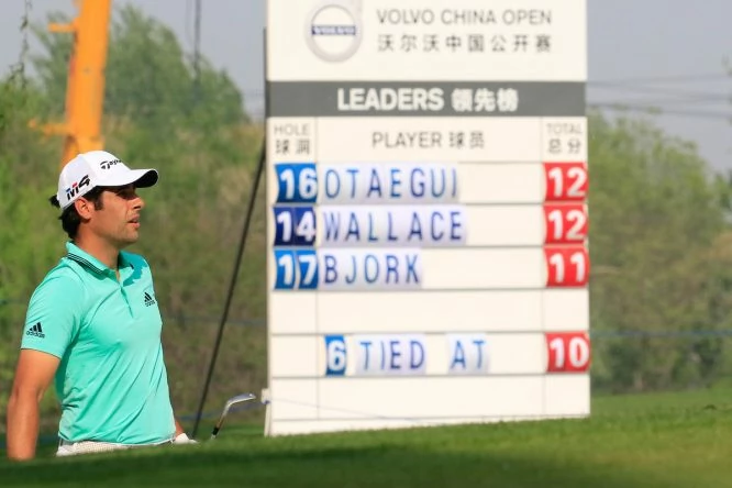 Adrián Otaegui durante la tercera jornada del Volvo China Open. © Golffile | Phil Inglis