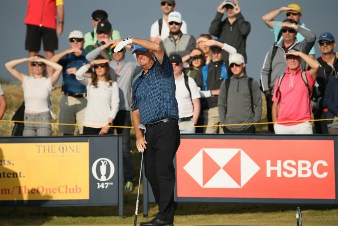 Sandy Lyle ha sido el encargado de pegar el primer golpe del Open. © Golffile | David Lloyd