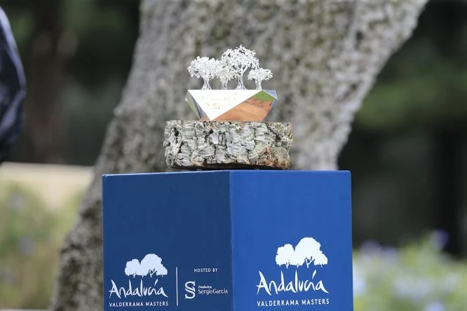 El trofeo de campeón del Andalucía Valderrama Masters. © Golffile | Eoin Clarke
