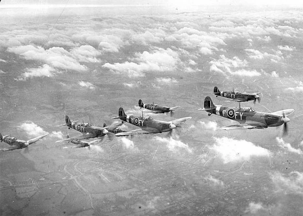 Spitfires, en pleno vuelo.