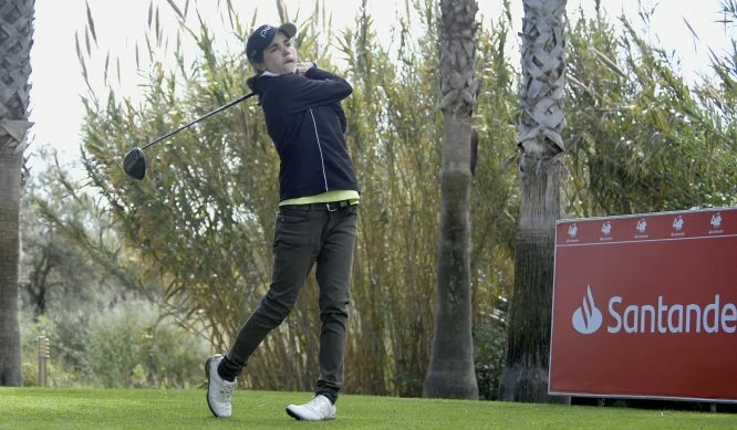 María Hernández, líder del Santander Golf Tour en Málaga.