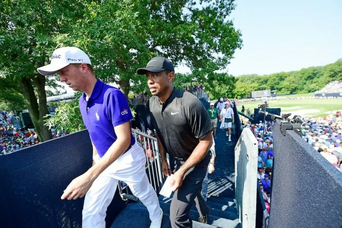 Justin Thomas, junto a Tiger Woods © Golffile | Tom Russo