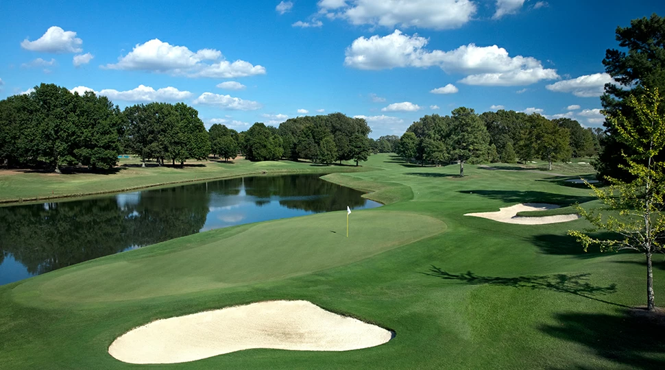 Gallery_southwind-hole-3 Vista del hoyo 3 del TPC Southwind. © TPC Southwind