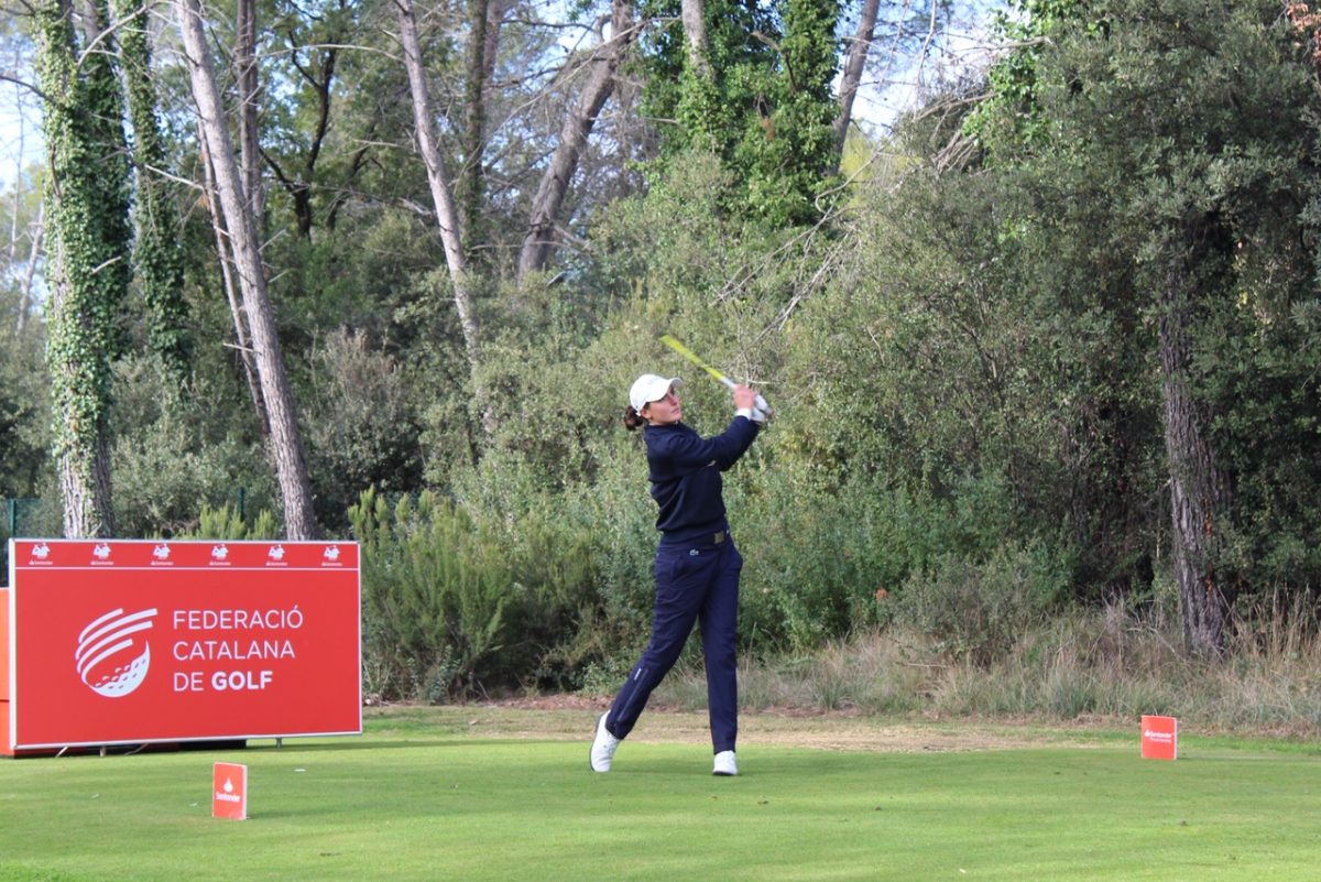Justine Dreher, colíder tras la primera ronda del Santander Golf Tour en Barcelona.