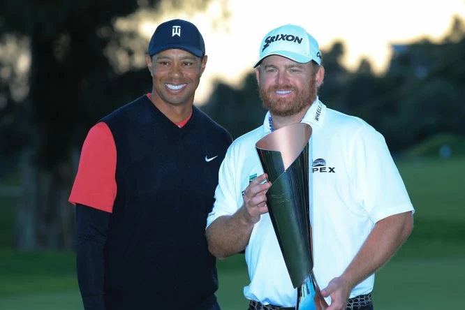 Tiger Woods, anfitrión del Genesis, con el ganador de 2019, J.B. Holmes © Golffile | Phil Inglis