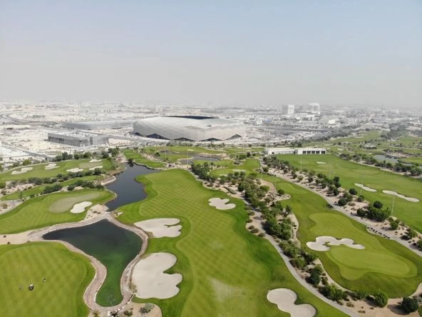 Vista aérea del Education City Golf Club en Doha. © ECGC