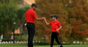 Tiger Woods y su hijo Charlie © Mike Ehrmann/Getty Images