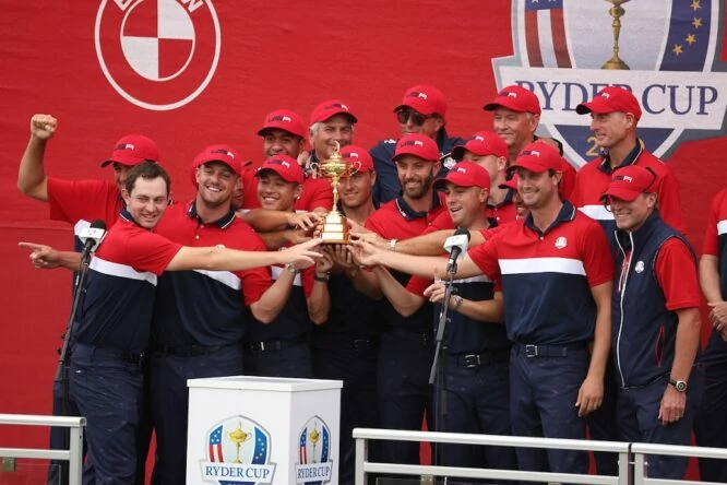 El equipo estadounidense celebra su victoria en la Ryder Cup 2020. © Golffile | Scott Halleran