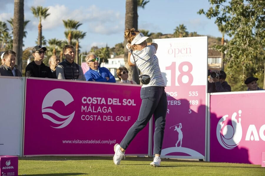 Fátima Fernández Cano Fátima Fernández Cano en la primera jornada del Andalucía Costa del Sol Open de España.