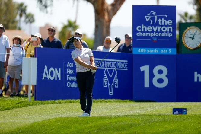 Hinako Shibuno hits her tee shot on the 18th hole during the second round at the 2022 The Chevron Championship at Dinah Shore Tournament Course at Mission Hills Country Club in Rancho Mirage, Calif. on Friday, April 1, 2022. (Chris Keane/IMG)