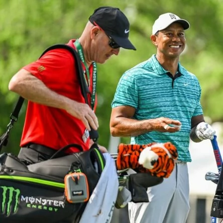 Tiger Woods, ayer con su caddie Joe LaCava © PGA Tour