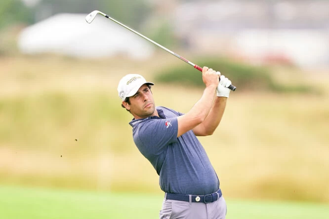 Adrián Otaegui durante la primera jornada del Hero Open 2022. © Golffile | Pedro Salado