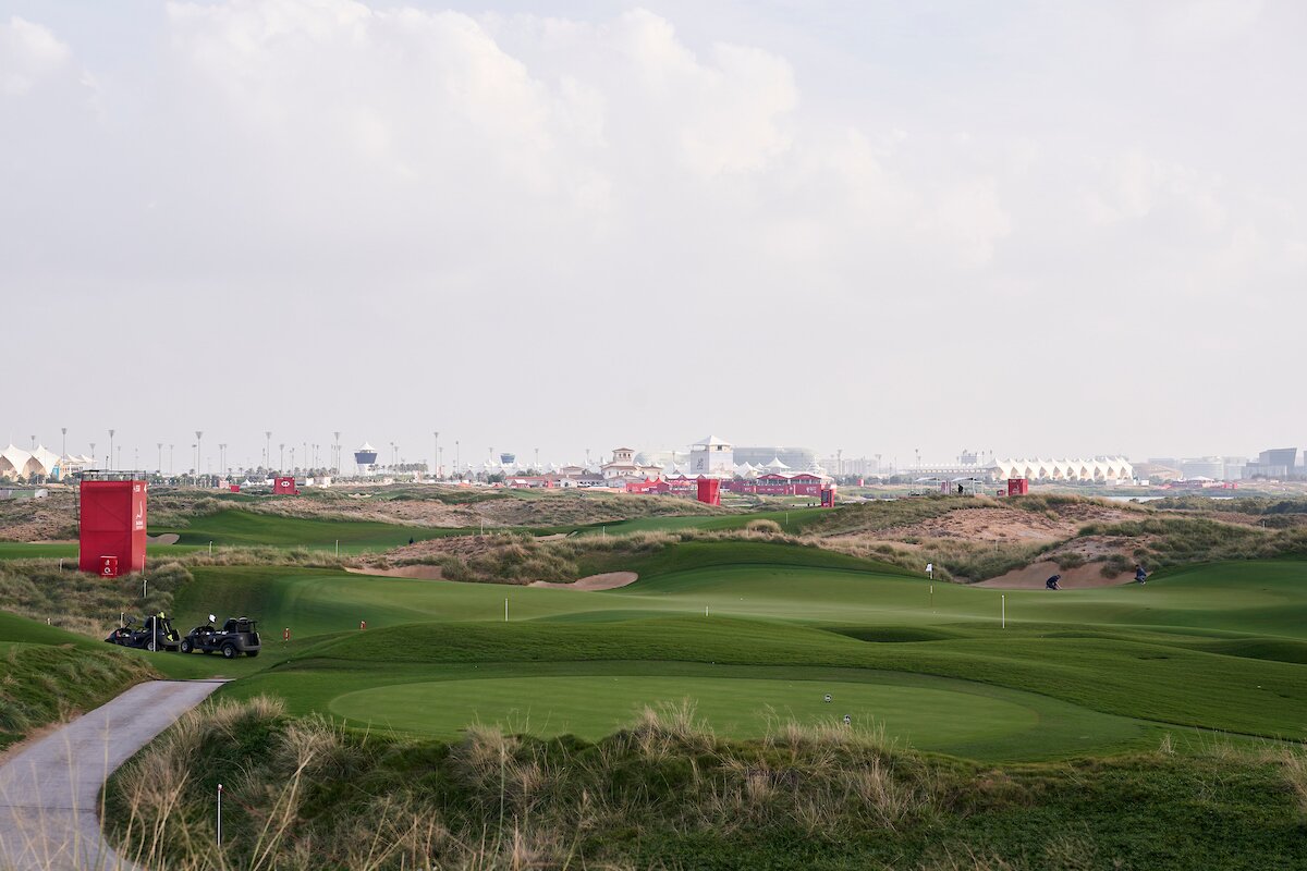 Vista del Yas Links durante el Abu Dhabi HSBC Championship 2023. © Golffile | Mateo Villalba