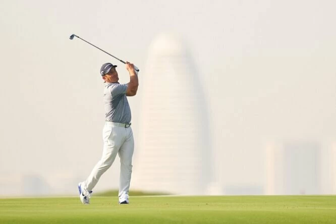 Francesco Molinari durante la segunda jornada del Abu Dhabi HSBC Championship 2023. © Golffile | Mateo Villalba