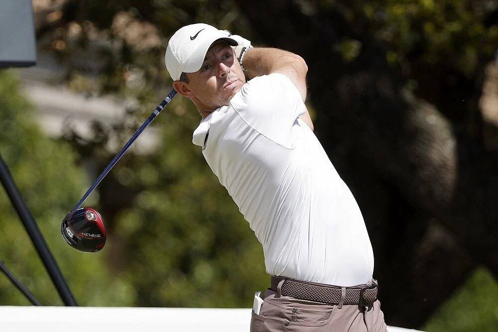 McIlroy marches on in Austin