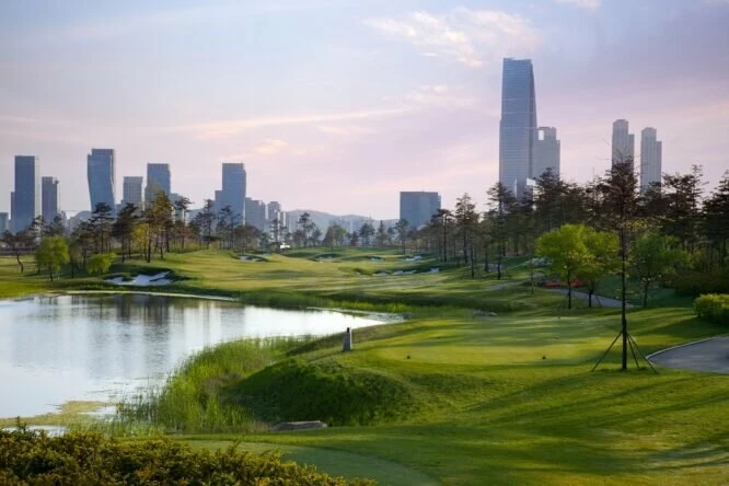 Hoyo 3 del Jack Nicklaus Golf Club Korea.