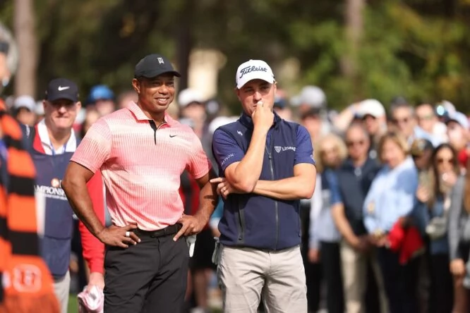 Tiger Woods y Justin Thomas © Golffile | Scott Halleran