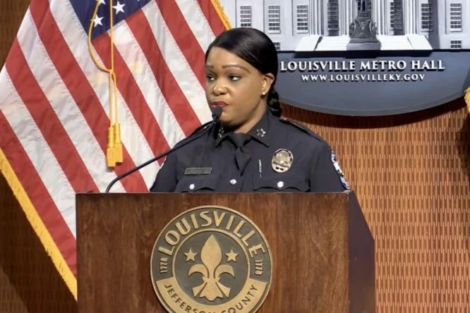 La jefa de policía de Louisville, Jackie Gwinn-Villaroel.
