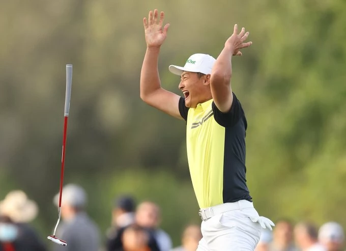 Haotong Li - winner Qatar 2025 Haotong Li celebrates his victory at the Commercial Bank Qatar Masters 2025. © DP World Tour