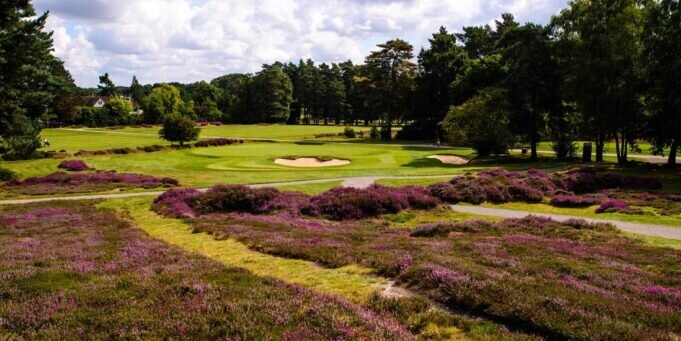 Hole 13 of the Old course at Sunningdale. © Sunningdale Golf Club
