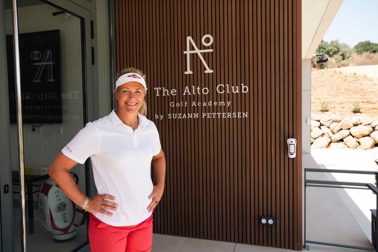 Suzann Pettersen, en las espectaculares instalaciones de The Alto Club Academy.
