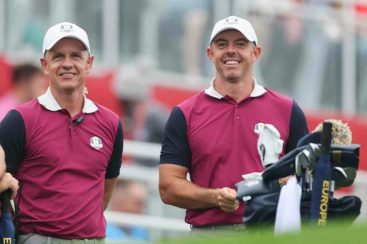 Rory McIlroy, junto a Luke Donald, justo antes de salir a jugar su ronda de prácticas. (Photo by Maddie Meyer/PGA of America) Rory McIlroy, junto a Luke Donald, justo antes de salir a jugar su ronda de prácticas. (Photo by Maddie Meyer/PGA of America)