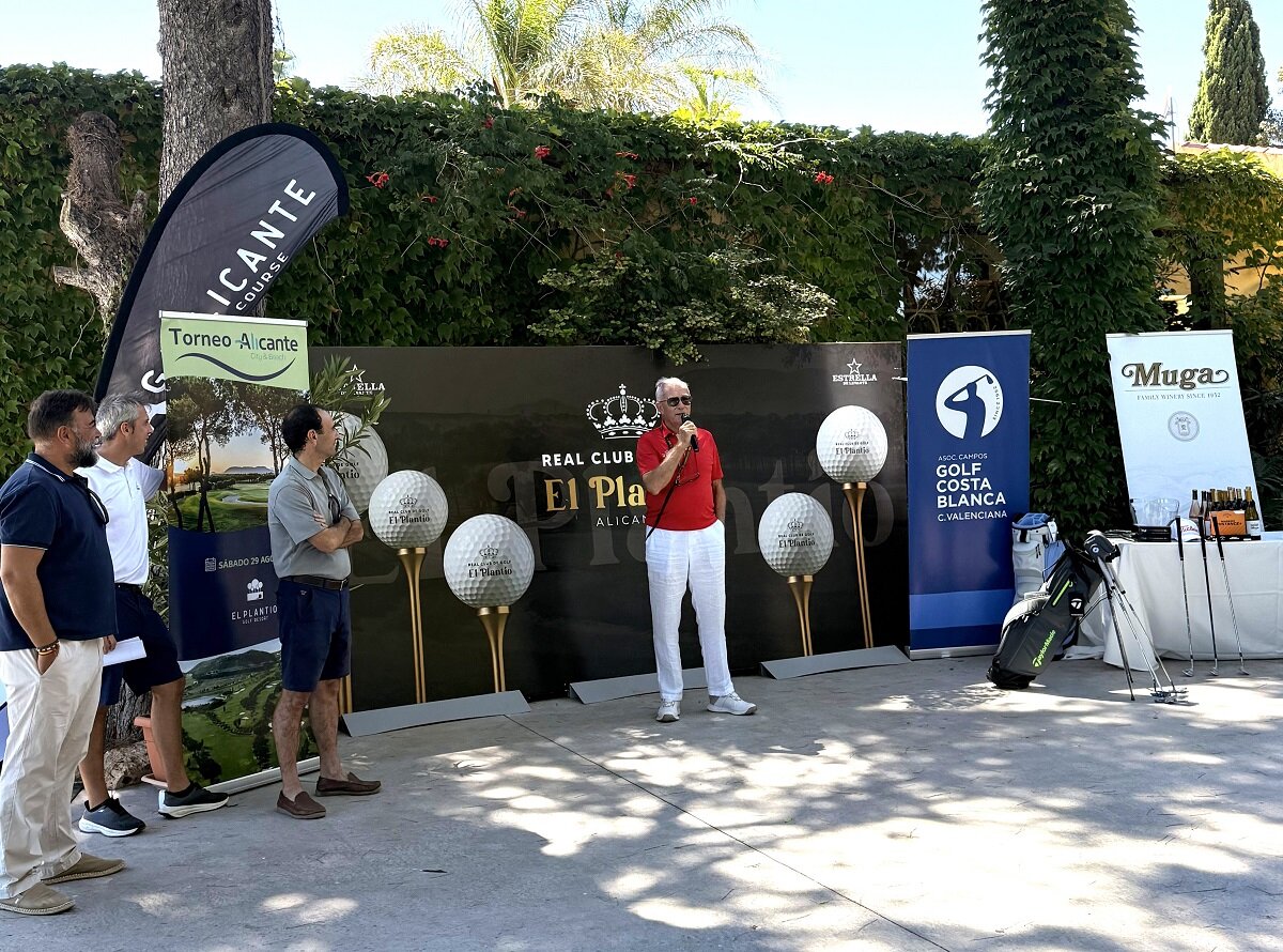 Entrega de premios del torneo Alicante City & Beach 2026.