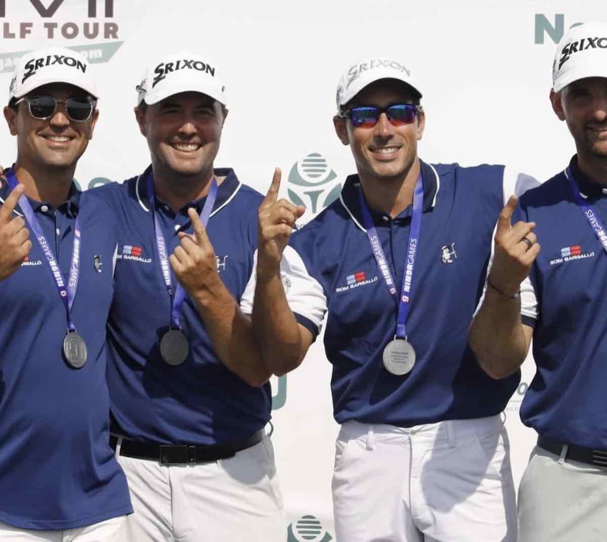 El equipo de Atlas posa tras conquistar el título de campeón en New Sierra Golf. El equipo de Atlas posa tras conquistar el título de campeón en New Sierra Golf.